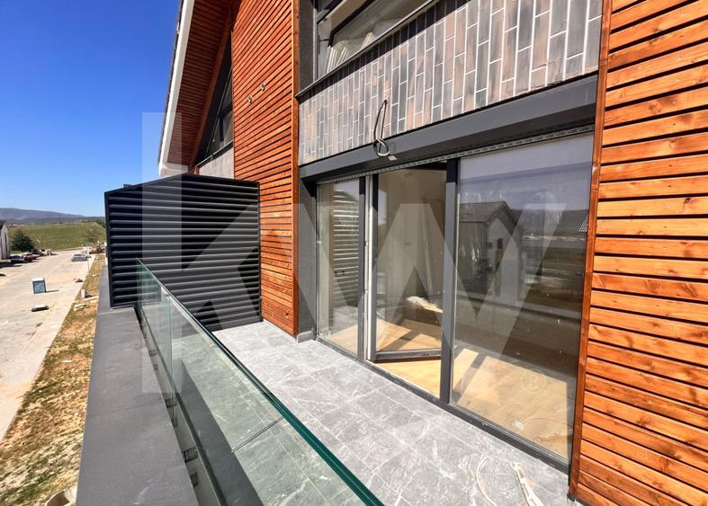 Apart. cu 2 cam. pe doua nivele, cu logie. Vila design modern in Cristian-Sibiu - 12