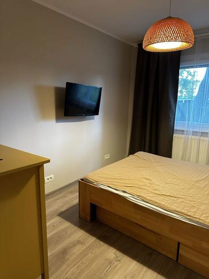 Proprietar, inchiriez ap. 3 camere, Ghe. Lazar, renovat - 3