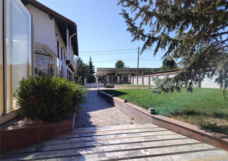 Vila de lux, cu piscina, in Mica Roma, la 5 km de Ploiesti - 11