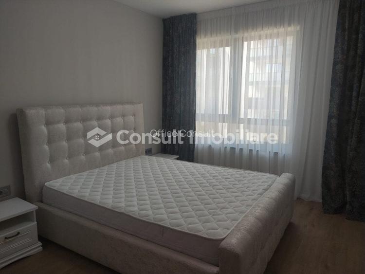 Apartament cu 3 camere semidecomandat, mobilat în Mărăști Apartament cu 3 camere semidecomandat, mobilat în Mărăști