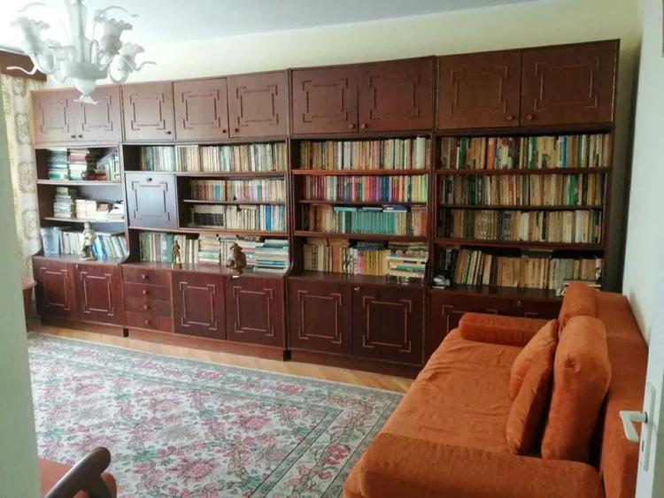 Apartament 3 camere, etaj 2, Piața Centrală – 2 băi și balcon - 2