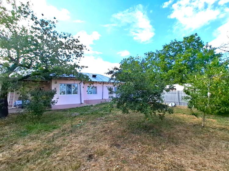 Casa si teren de vanzare Blidari - Cotesti