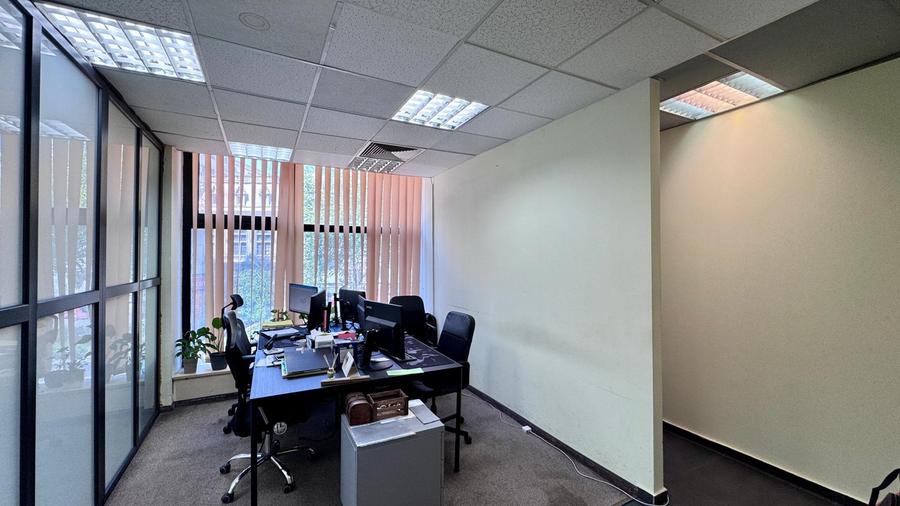 Închiriere spațiu comercial situat în București, Str. George Enescu nr. 36 - 3