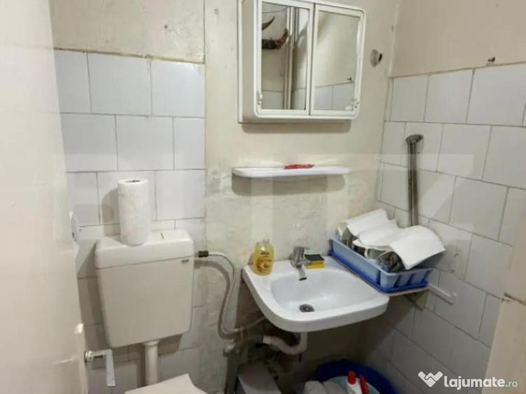 Garsoniera zona Tractorul, mobilata, etaj intermediar - 5