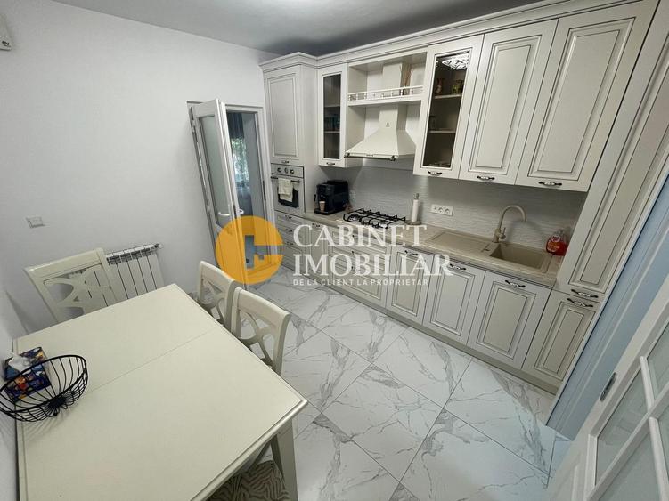 Central - Tg Cucu bloc tip Vila - 2 camere Decomandat RENOVAT 60mp - 2