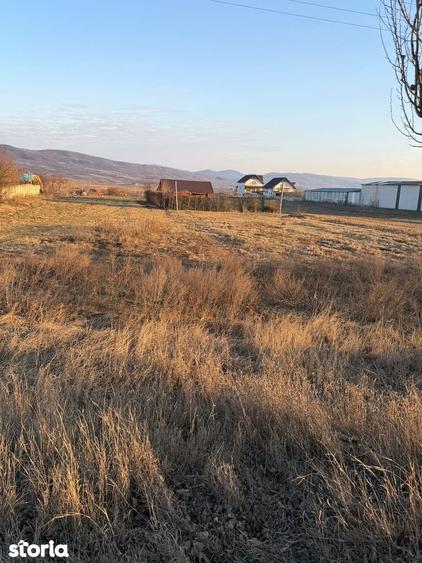 Vand Teren Intravilan , Intersesctia BUHOCI - TRAIAN - 11