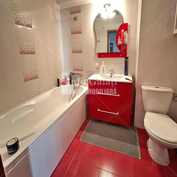 | Apartament cu 3 camere | Zona: General | Mobilat&Utilat | Bloc-2012 | - 13