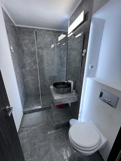 Apartament cu 4 camere in complexul studentesc - 8