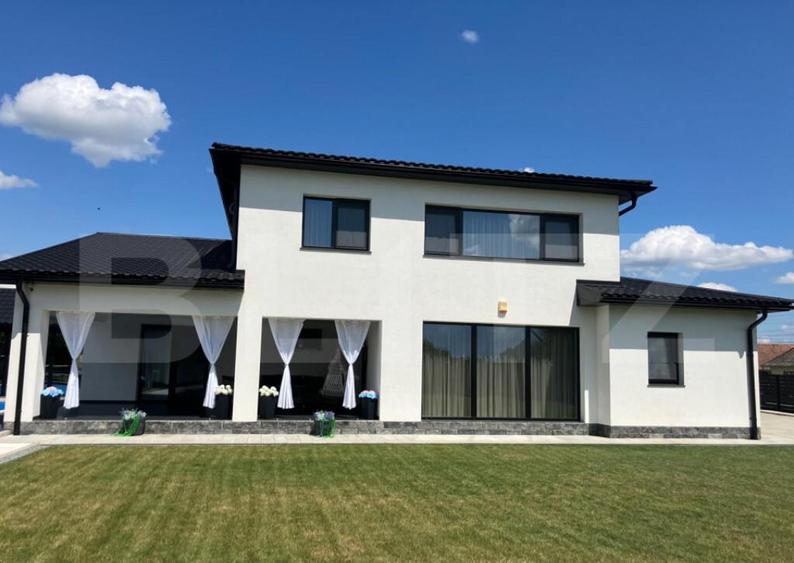 Proprietate exclusiva, independenta energetic,exterior es - 18