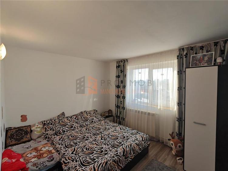 Apartament 2 camere cf 1 semidecomandat zona Micro 5 - 4