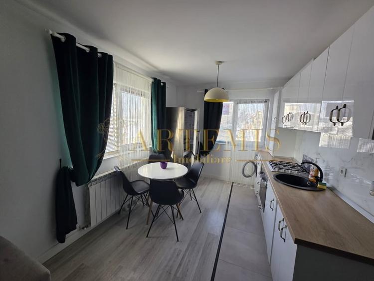 Apartament de 2 camere, 53 mp., zona Libertati. - 2