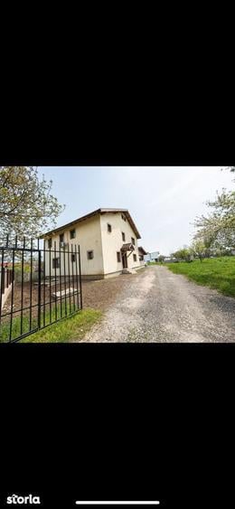 Proprietate exclusivista langa lac spa?iu ?i un stil de via?a aparte - 3