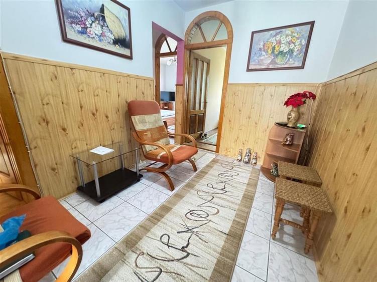 Apartament decomandat 3 camere cu 2 balcoane zona Valea Aurie - 28