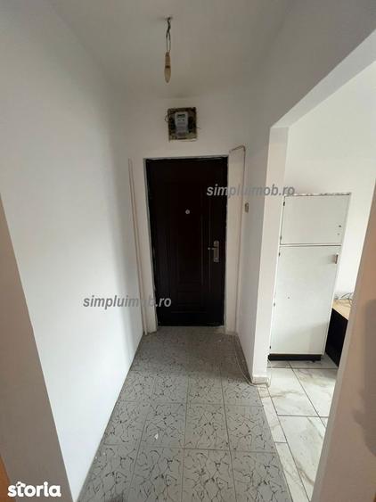 garsoniera de inchiriat Titan Dristor - 1