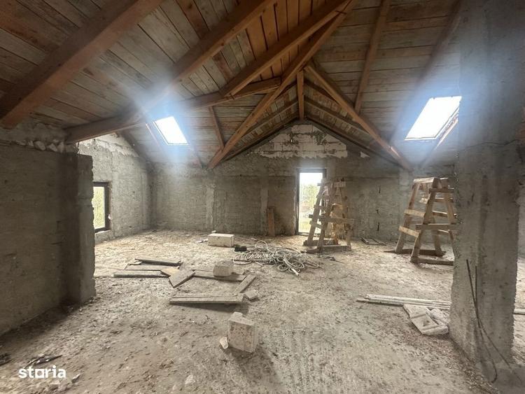 Casa la rosu cu teren 1248 mp | Misleanu, Ialomita | Comision Cumpar - 11