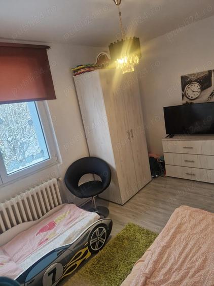 Apartament 4 camere de vanzare Cartier Tudor, zona Macul Ro?u - 2