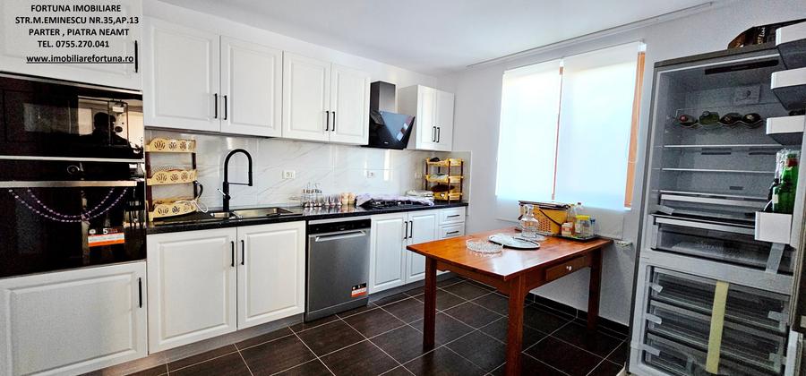 Casa, anexa si teren in cartier rezidential com.D-va Rosie - 3