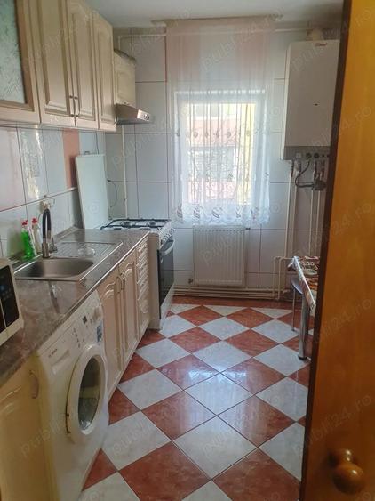 Se vinde apartament 3 camere. - 2