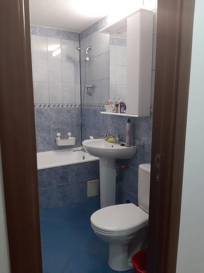 Inchiriez apartament 2 camere decomandat zona Parcul Sebastian - 6