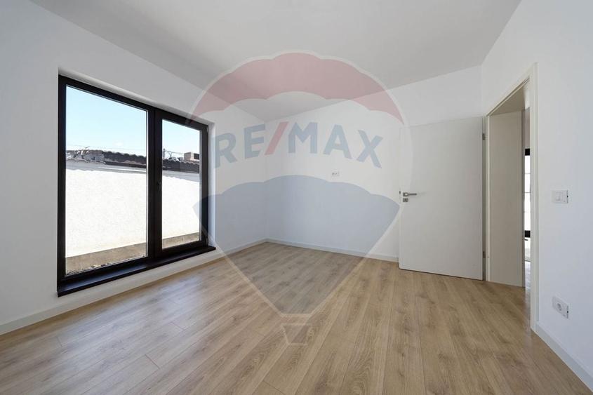 Casa 4 camere-594 mp teren,  construcție noua-Harman - 3