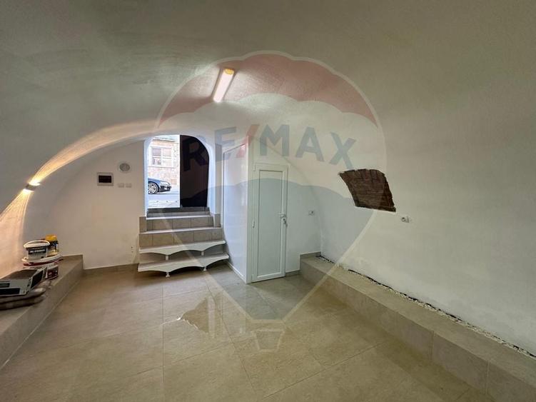 SPATIU DEPOZITARE - VANZARE / SCHIMB - 4