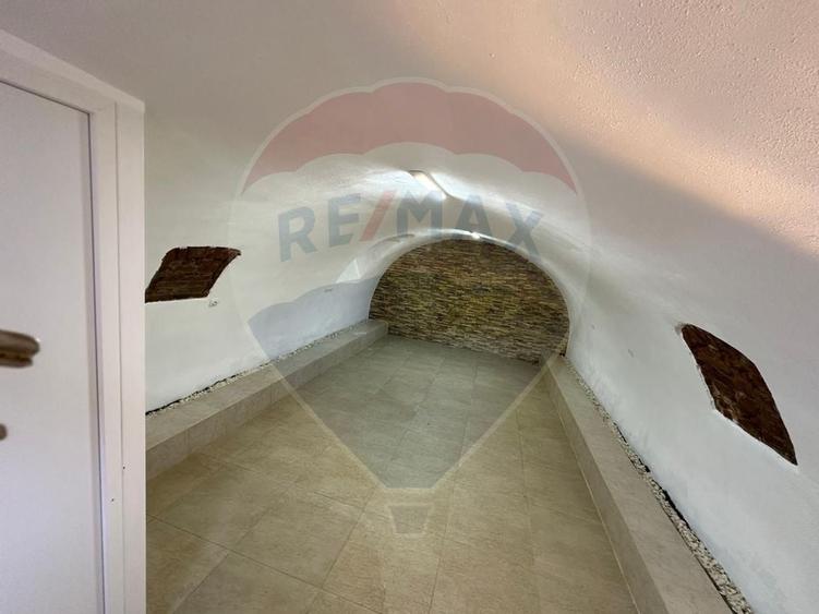 SPATIU DEPOZITARE - VANZARE / SCHIMB - 6