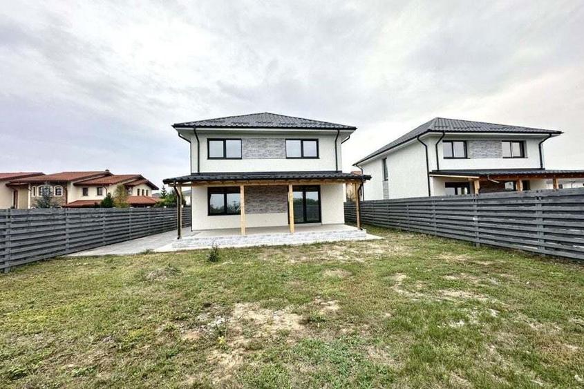 Vila noua, P+1E, Corbeanca, langa Paradisul Verde, comision 0 - 1