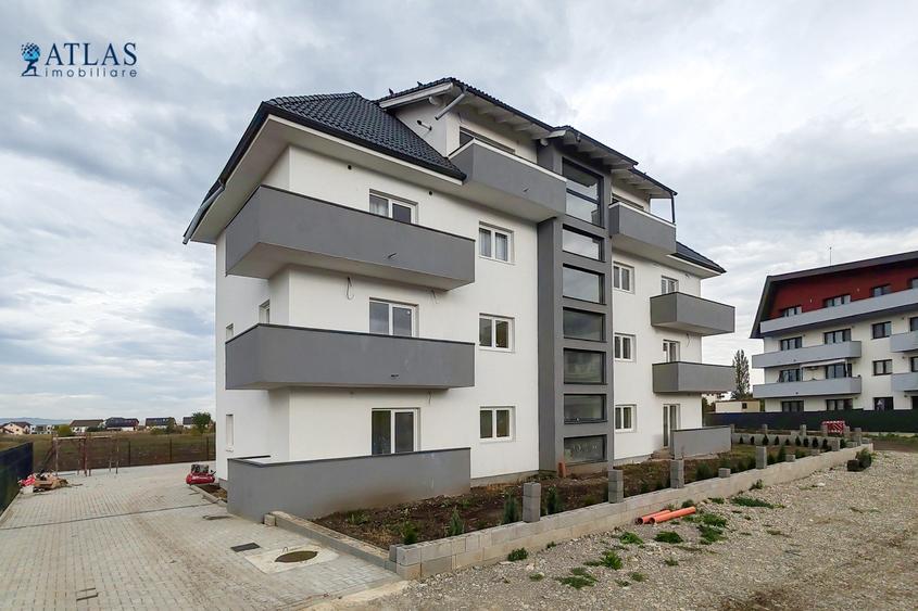 Garsonieră deosebita la mansarda, 34 mp, terasa, parcare, panorama Piatra Mare - 2