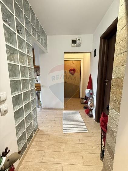 Apartament 3 camere  Aparatorii Patriei Berceni - 4