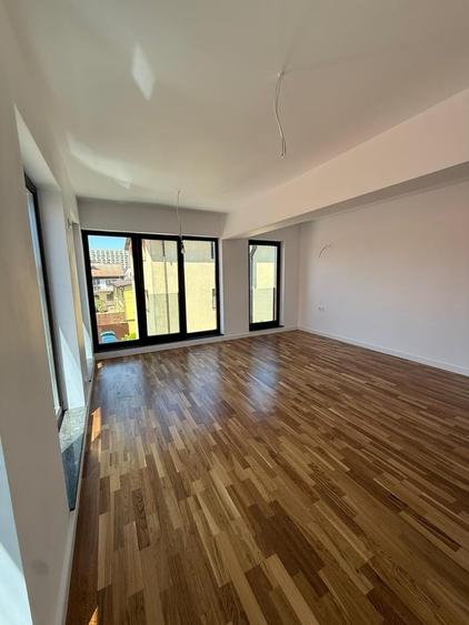 Crinul de Gradina Nr. 37, Bucuresti, Sector 3, vanzare vila la cheie - 12