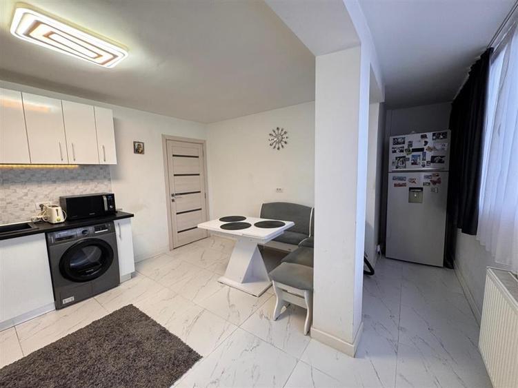 Vanzare vila P+1+Pod | Dobroesti - Parc Gheorghe Dascalu | constructie 2006 | - 10