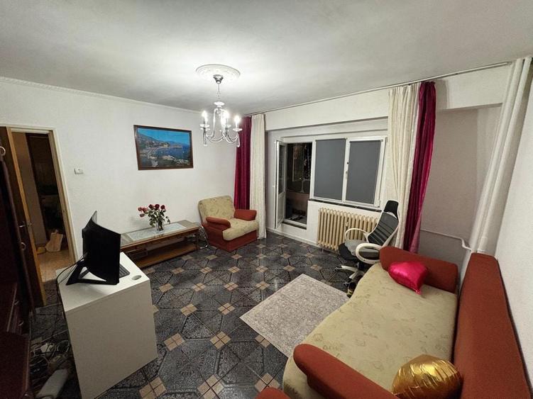 Apartament 3 camere sectir 4 de vanzare - 1
