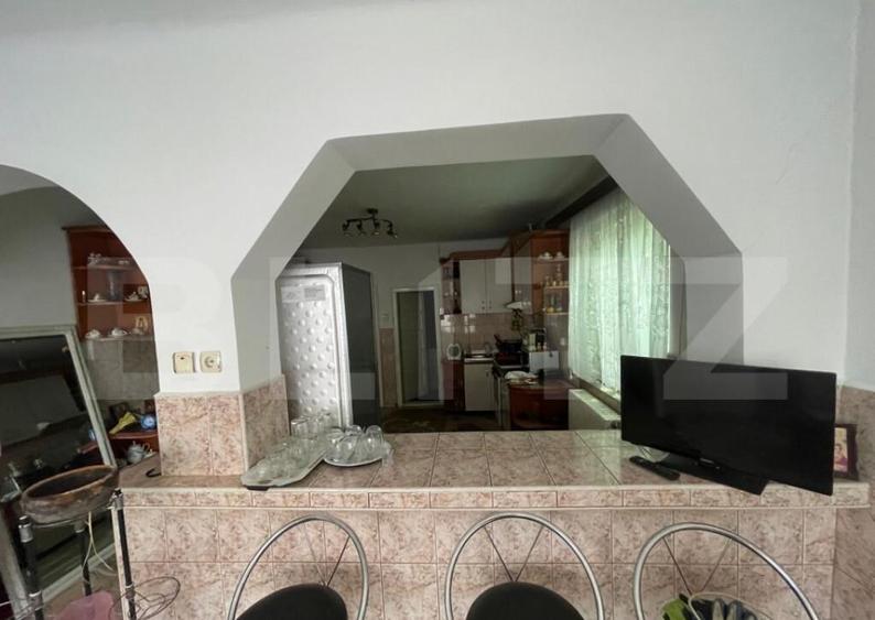 Casa de vanzare cu 4 camere, 120 mp, zona 14 Mai - 36