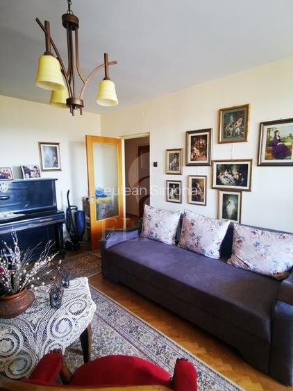 Apartament 3 camere în zona Gradini Manastur