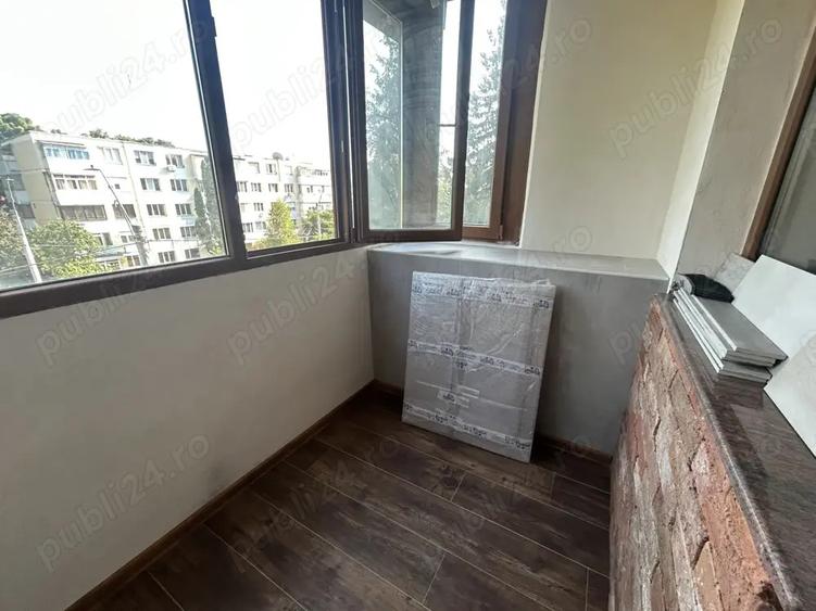 Vand apartament 3 camere onesti - 10