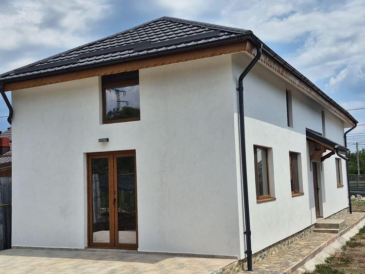 Vila/casa noua: P+M, Banesti-Prahova - 150 mp utili + teren 875 mp! - 1