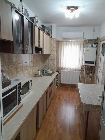 Apartament 2 camere renovat bloc cu lift si loc de parcare - 5