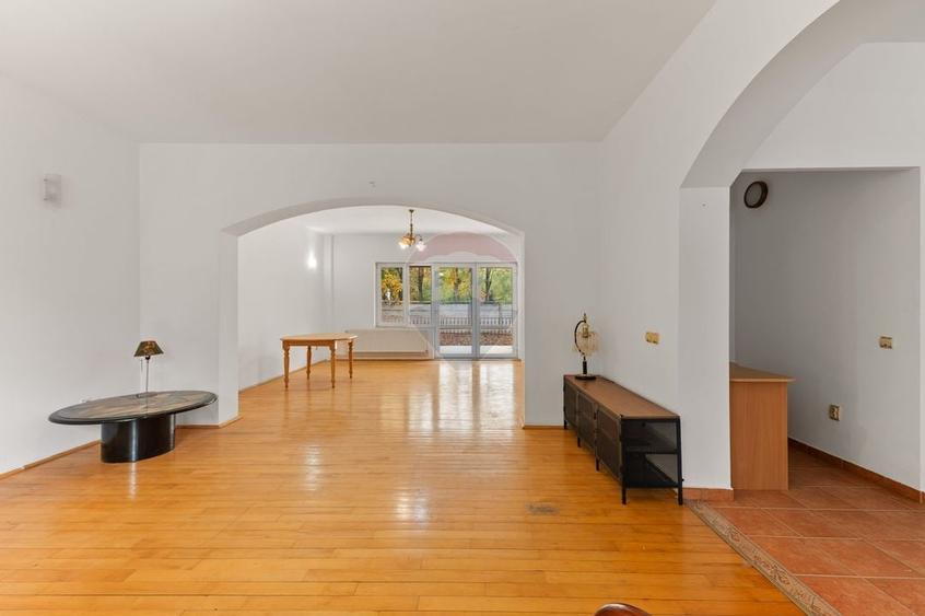 DE VANZARE  Vilă PIPERA/VOLUNTARI/ROND OMV - 2