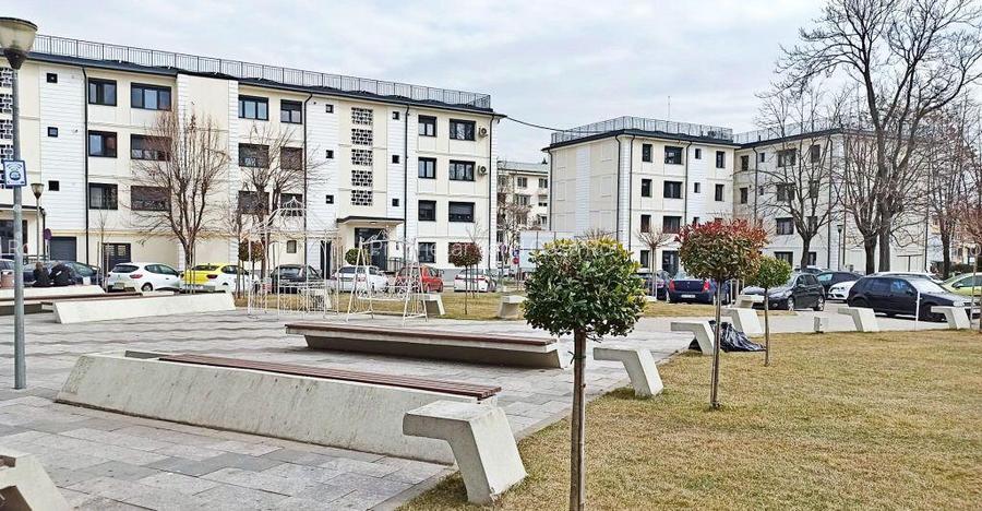 Apartament 3 camere, Ultracentral, complet renovat 2025 ?... Apartament 3 camere, Ultracentral, complet renovat 2025 ?...