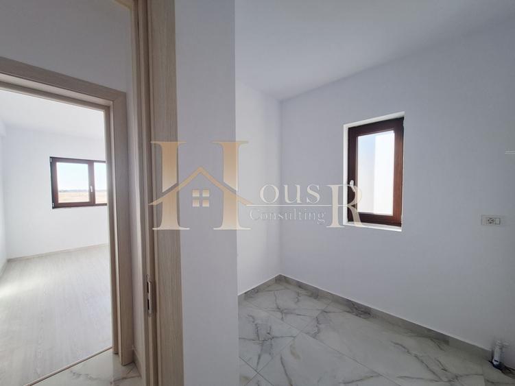 Duplex cu 5 camere cu Canalizare în Girocului