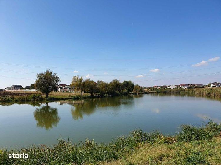 Terenuri intravilane in zona lacurilor - 2