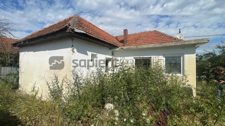 Casă individuală cu 2 camere cu Canalizare în Mierlău