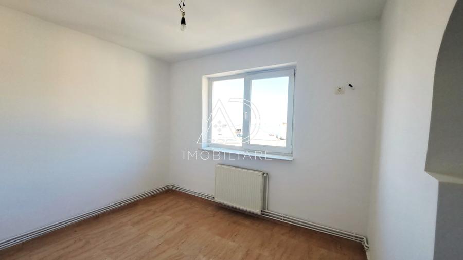 Apartament 3 camere de vânzare în Bumbești-Jiu - 2