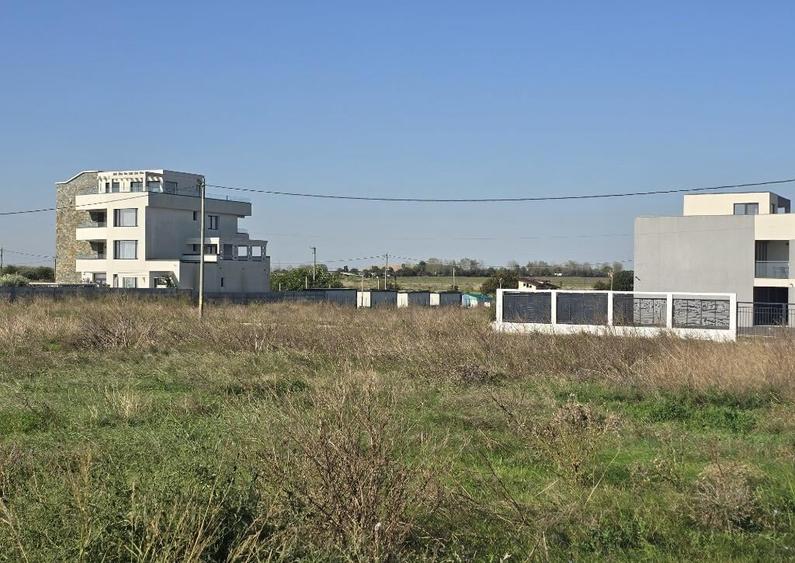 Vanzari terenuri in Costinesti zona Forum - 3