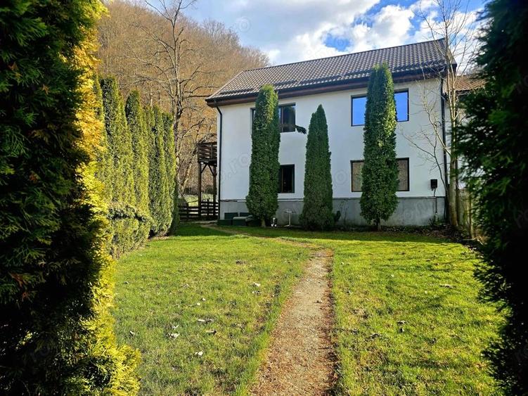 Vand casa, 5 camere, Lend - 9