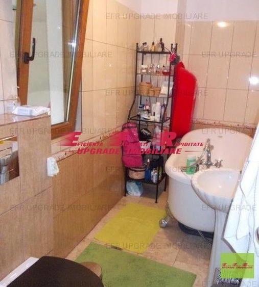 Vilă cocheta de vanzare ?n zona Sala Palatului - 23