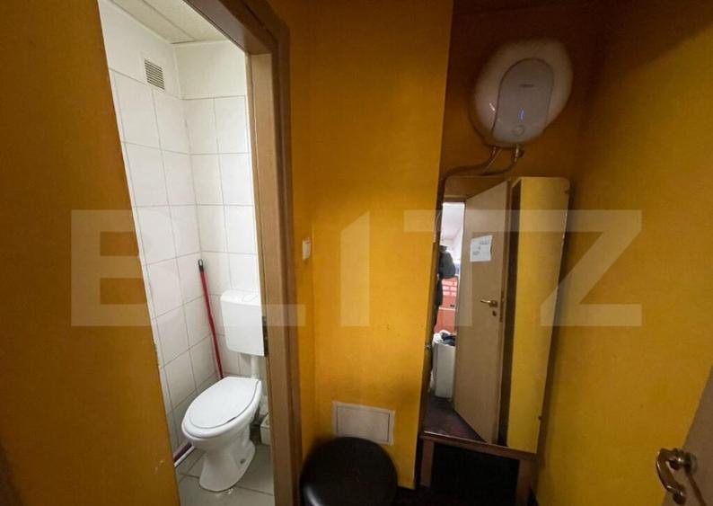 Spatiu comercial cu 3 incaperi, 73 mp, zona Cetate,perfect p - 3