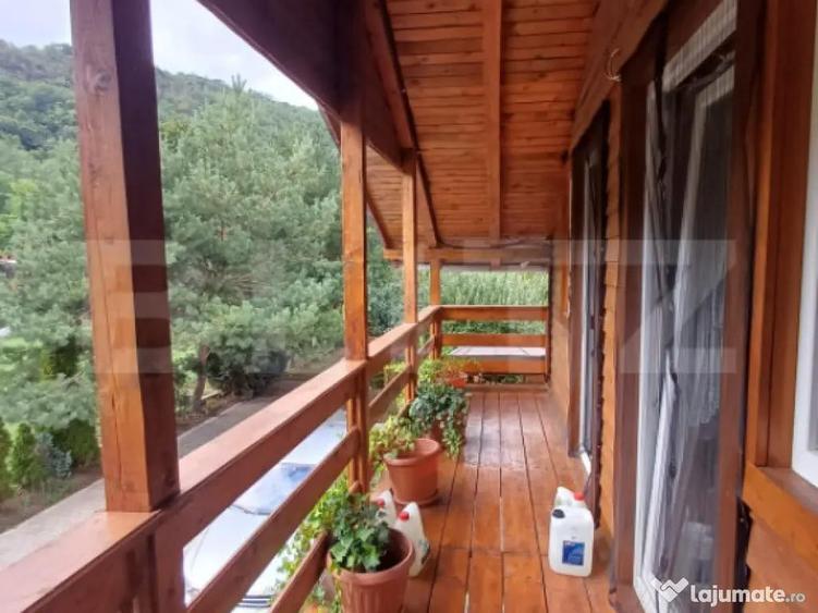 Casa individuala 5 camere, teren 2800 mp in Moldovenesti - 7