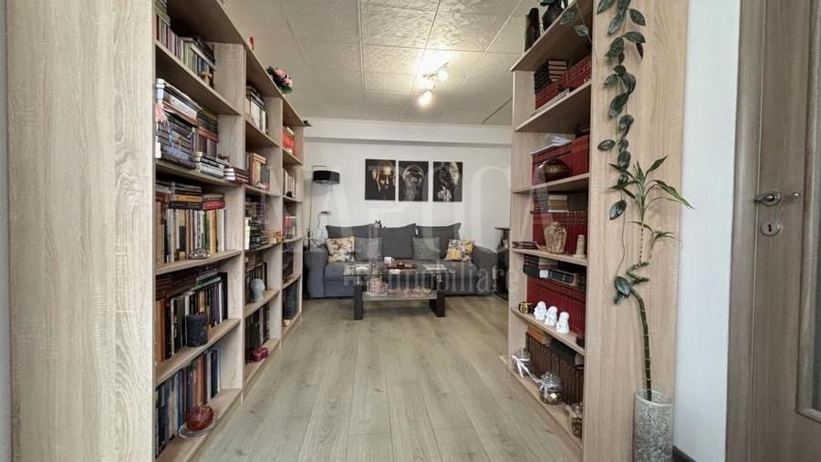 Casa 8 camere de vanzare in Floresti - 1