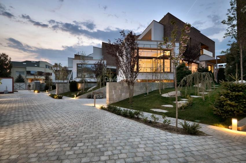 Elegant 4 bedroom modern villa with indoor swimming pool for rent Elegant 4 bedroom modern villa with indoor swimming pool for rent